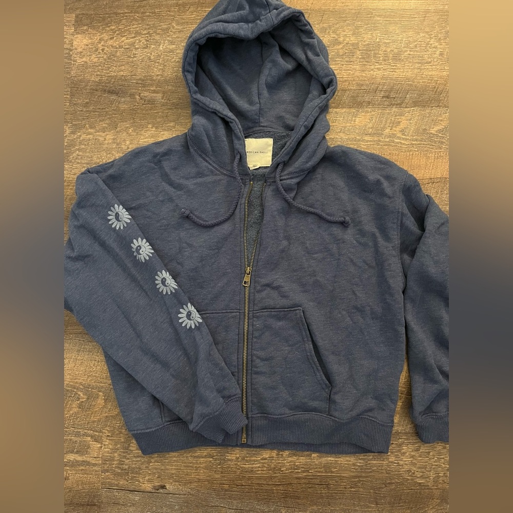 American Eagle blue zip up hoodie with design on sleeve Size XS